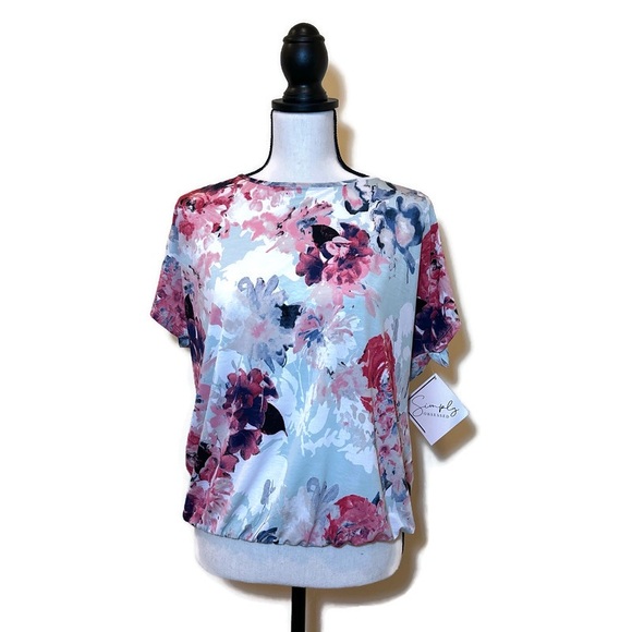 Sew In Love Tops - NWT Sew in Love Floral Print Women's Top with Black Sheer Lace Back Size Small